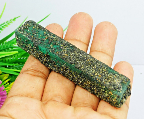 Green emerald rod rough 232 - green,